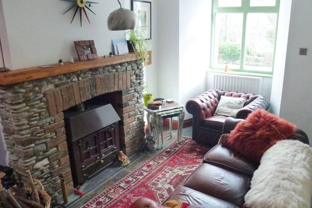 Enchanting One Bed Split-Level Cottage Ростревър Екстериор снимка